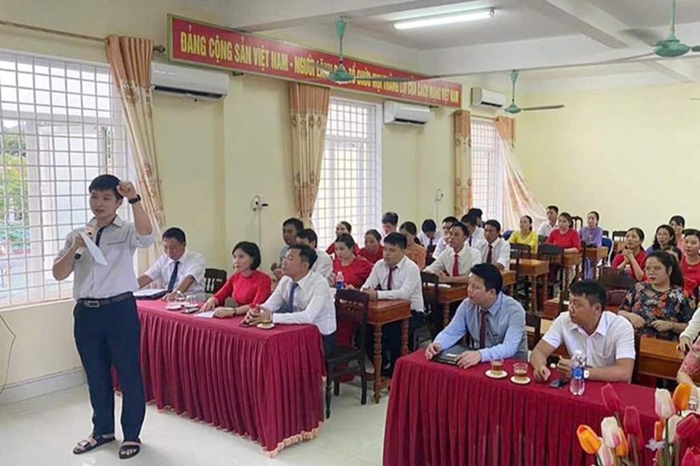 Niềm tự hào của những hạt giống đỏ được gieo mầm trên ghế nhà trường - 3 Niềm tự hào của những hạt giống đỏ được gieo mầm trên ghế nhà trường - 3
