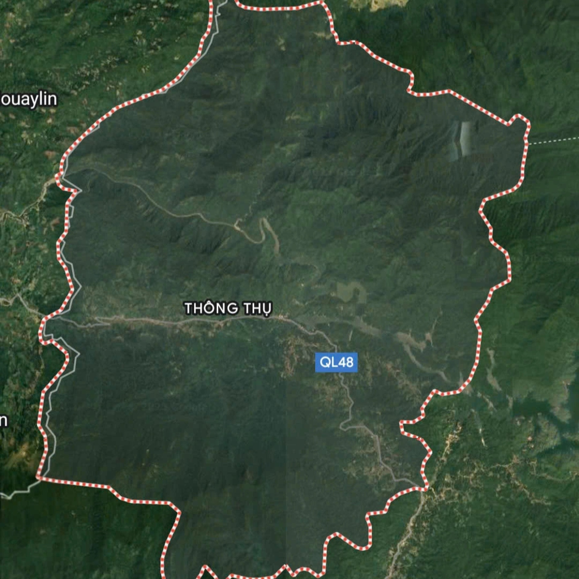 Cảnh tan hoang sau trận lốc xoáy càn quét 30 phút ở Nghệ An - 9 Cảnh tan hoang sau trận lốc xoáy càn quét 30 phút ở Nghệ An - 9