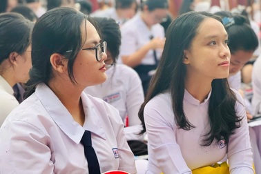 Năm 2026, Bộ Giáo dục sẽ giám sát thi đánh giá năng lực của các trường