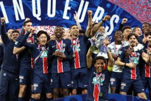 PSG đoạt cú ăn ba, nhận tin dữ trước trận chung kết Champions League