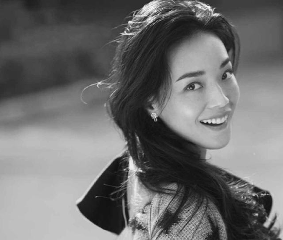 Hôn nhân kín tiếng nhưng viên mãn của mỹ nhân gợi cảm Thư Kỳ - 6 Hôn nhân kín tiếng nhưng viên mãn của mỹ nhân gợi cảm Thư Kỳ - 6