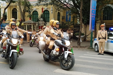 Hà Nội ra quân đợt cao điểm bảo đảm trật tự, an toàn giao thông dịp Tết