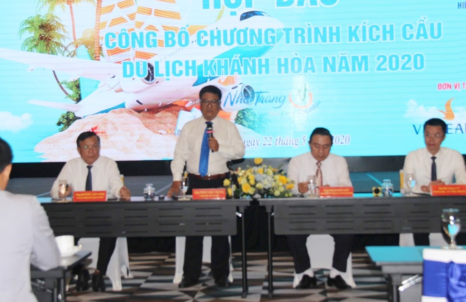 Nha Trang: Kích cầu du lịch, “đánh thức” thị trường khách nội địa - 1 Nha Trang: Kích cầu du lịch, “đánh thức” thị trường khách nội địa - 1