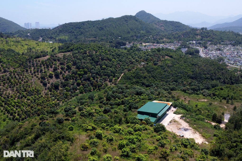 Xưởng ma túy khủng ở Nha Trang nằm trên khu đất tâm linh, rất vắng người - 1