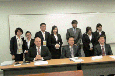 ĐH Luật TPHCM sắp tuyển sinh chuyên ngành Anh văn pháp lý