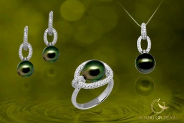 Khám phá xưởng chế tác ngọc trai lớn nhất Sài Gòn