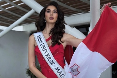 Hương Giang và dàn người đẹp đổ bộ Thái Lan tham dự Hoa hậu Hoàn vũ 2025