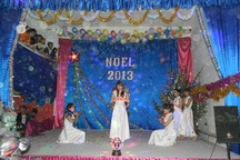 Noel với những người thợ may ngoại ô Mátxcơva