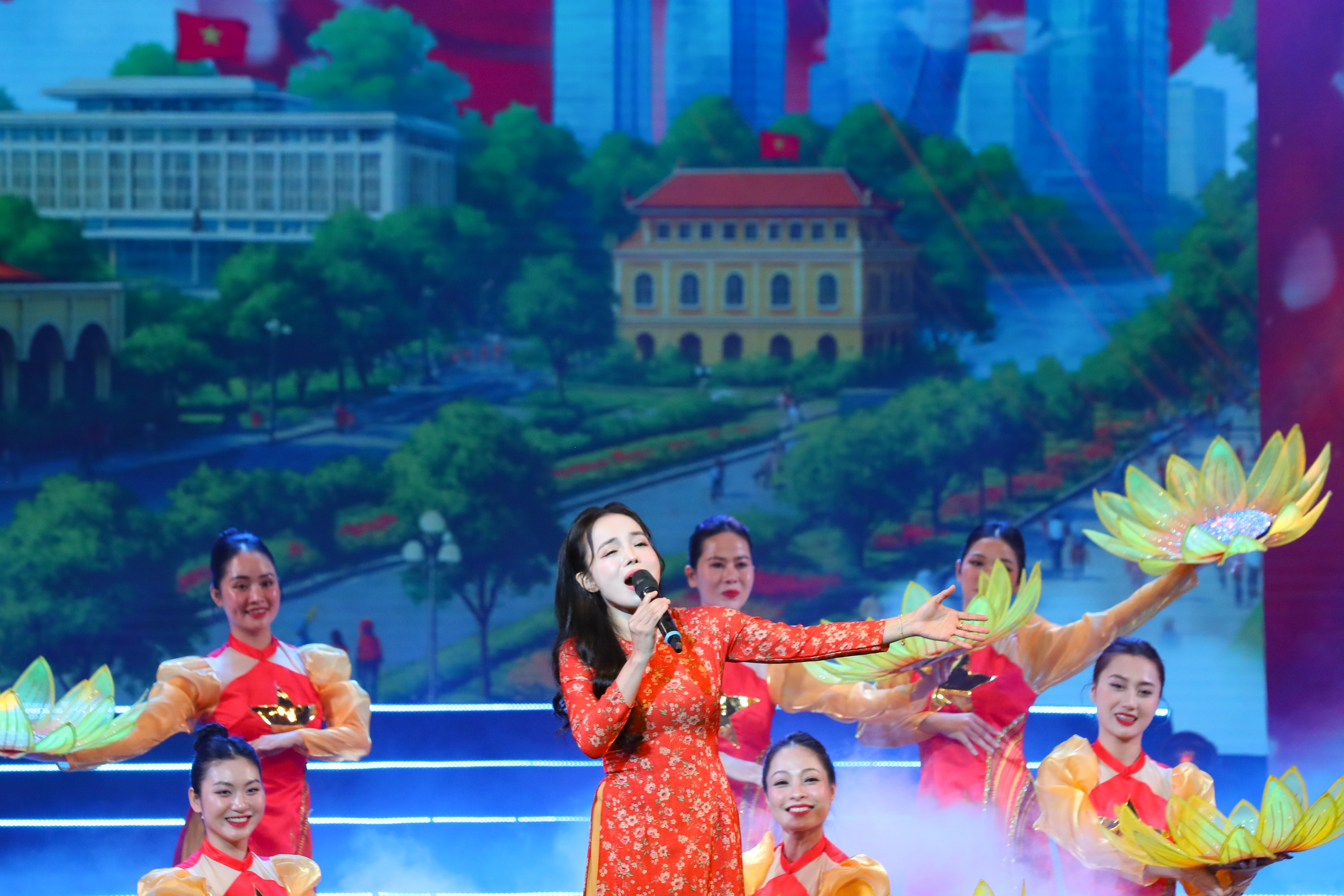 Tự hào Khúc ca khải hoàn kỷ niệm 50 năm Giải phóng miền Nam - 5
