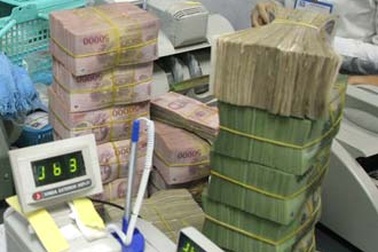 Gửi tiền sau tết, người dân cẩn trọng hơn