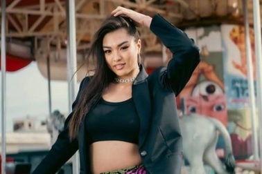 Hoa hậu Hoàn vũ Thái Lan nặng 71 kg vẫn nổi tiếng dù "tay trắng" tại HHHV