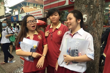 Nhiều trường công bố ngưỡng điểm xét tuyển bằng điểm sàn của Bộ GD-ĐT