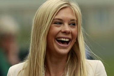 Chuyện tình “lận đận” của Hoàng tử Anh Harry