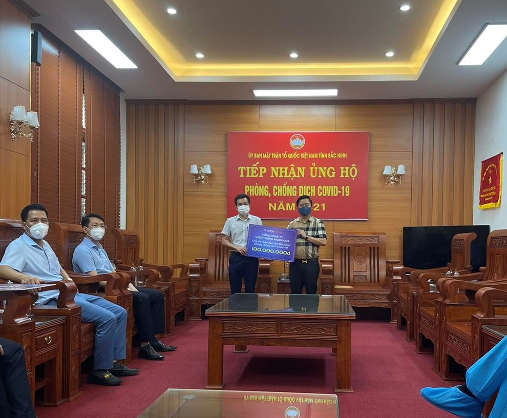 Nhà mạng đóng góp hàng trăm tỷ đồng vào Quỹ vắc xin phòng Covid-19 - 2