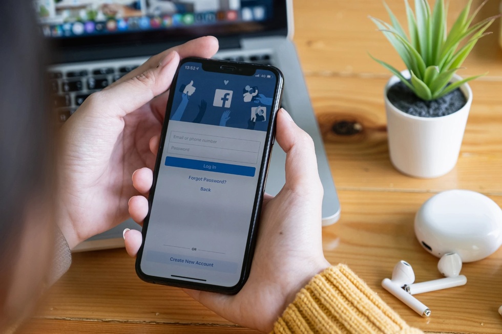 Trầm cảm vì ít like - 1