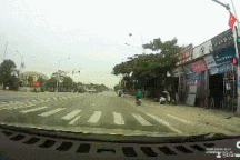 Thót tim tình huống cắt mặt ô tô hết sức liều lĩnh của “nữ ninja”