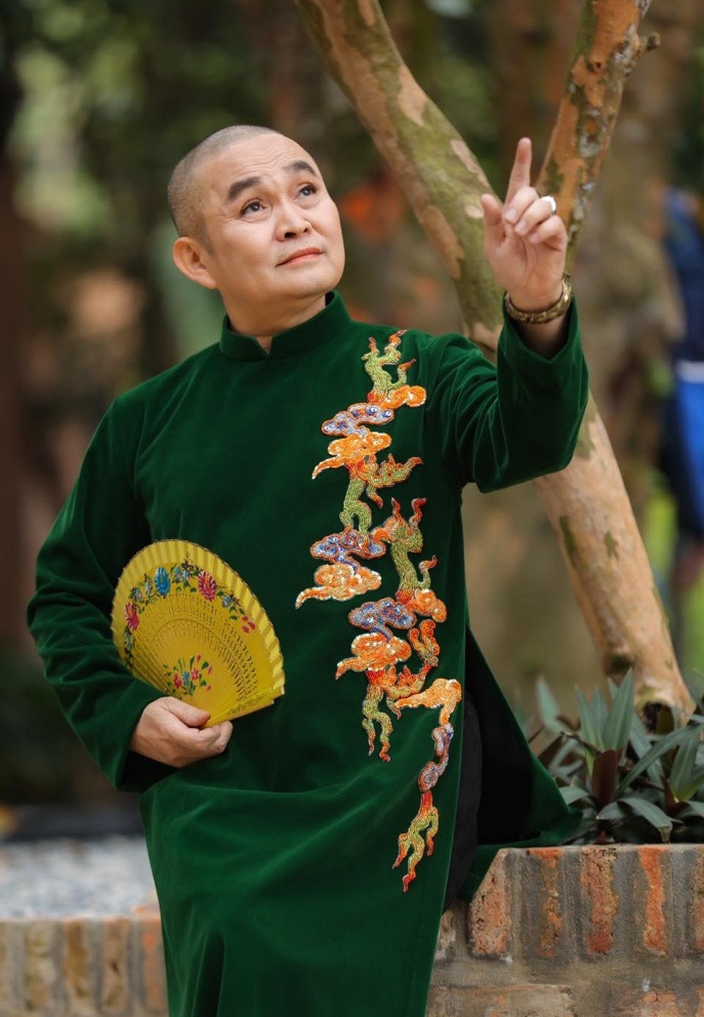 Vua hài đất Bắc Xuân Hinh hé lộ biệt phủ, bên vợ và các con - 3 Vua hài đất Bắc Xuân Hinh hé lộ biệt phủ, bên vợ và các con - 3