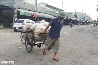 Nhiều băn khoăn trong thực hiện hỗ trợ nhóm lao động tự do