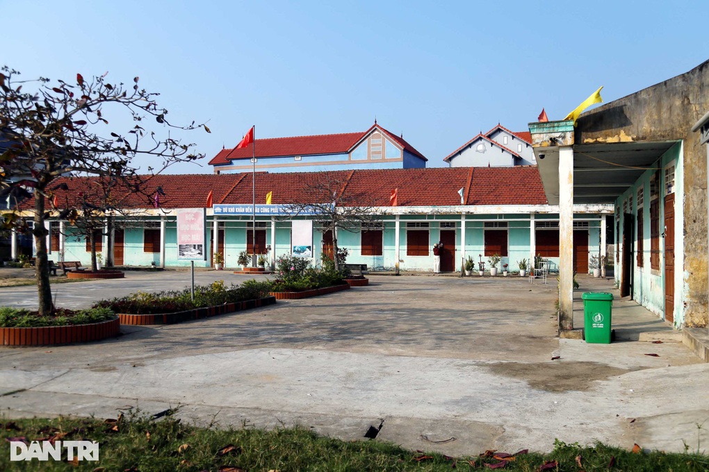 Vụ 154 học sinh không đến lớp sau Tết: Việc chuyển trường là bất đắc dĩ - 1 Vụ 154 học sinh không đến lớp sau Tết: Việc chuyển trường là bất đắc dĩ - 1