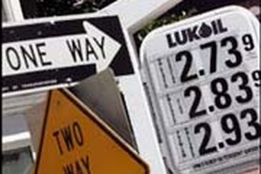 Kinh tế Mỹ sẽ tăng trưởng chậm vì bão Katrina