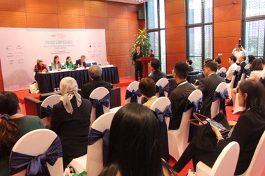 Bộ trưởng Y tế "khoe" những tiến bộ vượt bậc của nền y tế Việt Nam trước hàng nghìn đại biểu quốc tế