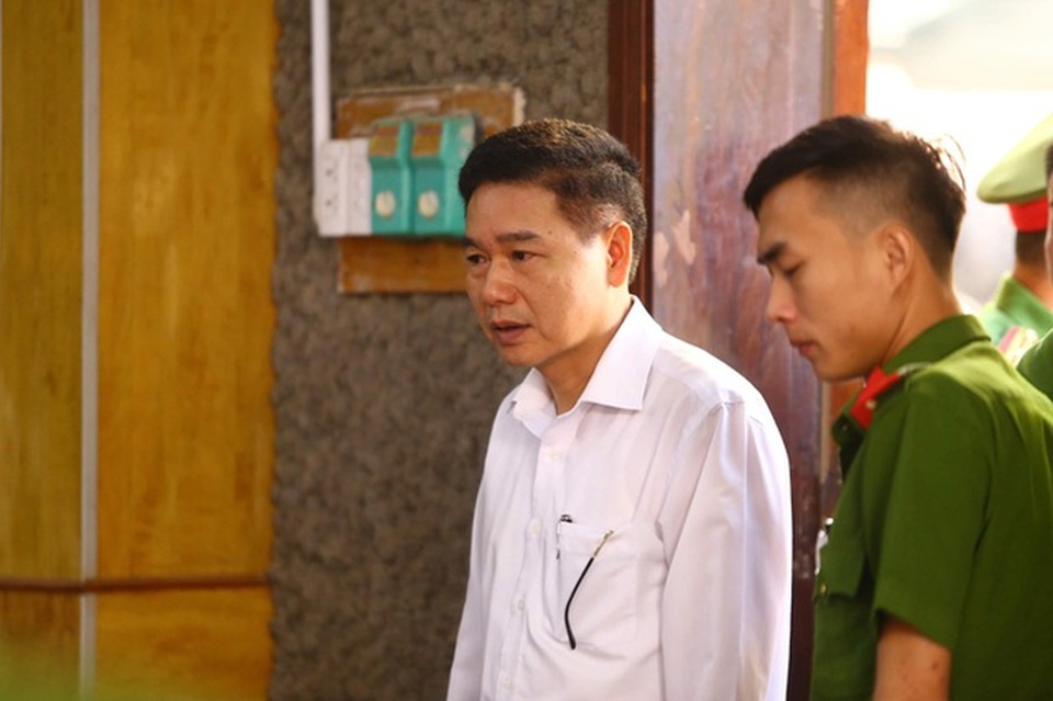 Sáng nay xét xử vụ gian lận điểm thi ở Sơn La - 4 Sáng nay xét xử vụ gian lận điểm thi ở Sơn La - 4