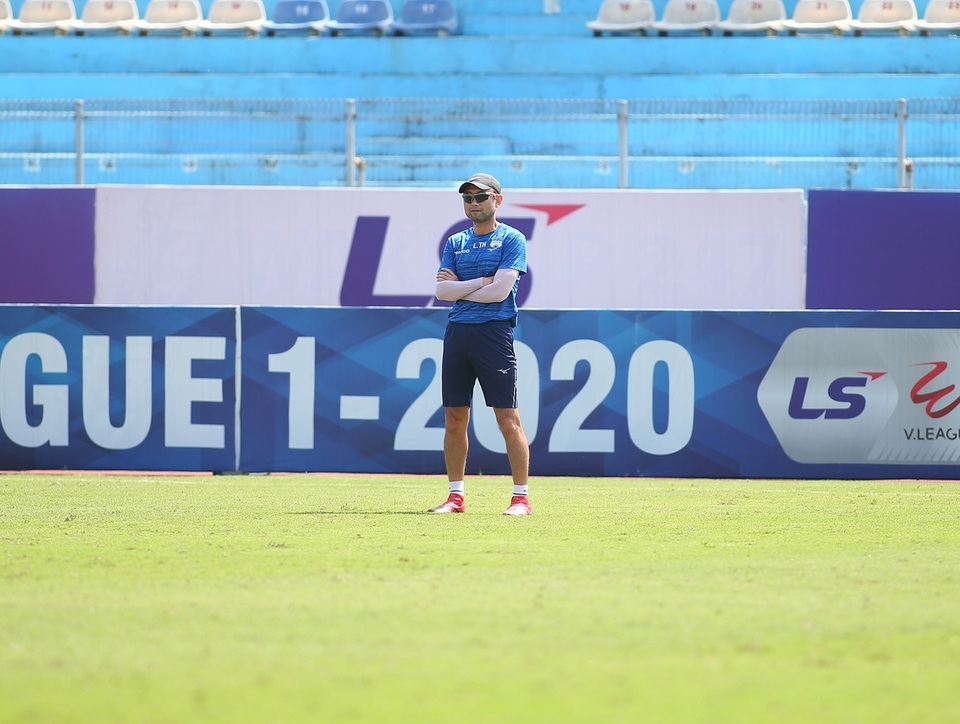 Văn Toàn: “HA Gia Lai sẽ thắng Viettel 1-0, không buông top 5 V-League” - 9 Văn Toàn: “HA Gia Lai sẽ thắng Viettel 1-0, không buông top 5 V-League” - 9