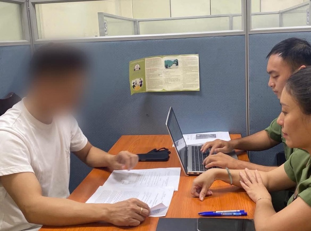 Công an Hà Nội làm việc với Độ Mixi - 1 Công an Hà Nội làm việc với Độ Mixi - 1