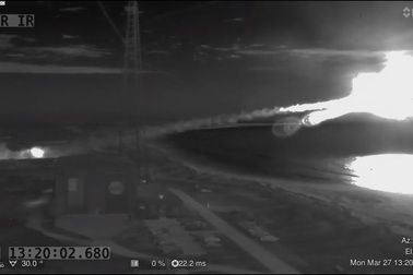 Tàu chiến Mỹ diễn tập đánh chặn tên lửa diệt hạm siêu thanh