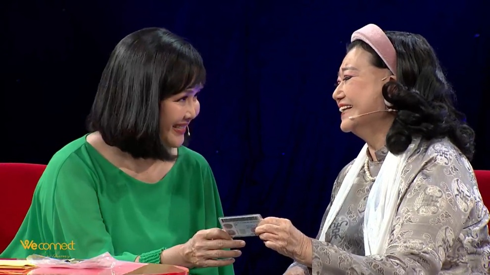 NSND Kim Cương nghẹn ngào gặp lại con gái nuôi sau 45 năm thất lạc - 5 NSND Kim Cương nghẹn ngào gặp lại con gái nuôi sau 45 năm thất lạc - 5