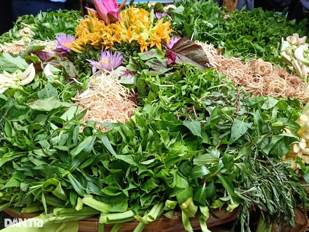 Lẩu mắm U Minh lọt vào kỷ lục ẩm thực của Châu Á - 2 Lẩu mắm U Minh lọt vào kỷ lục ẩm thực của Châu Á - 2