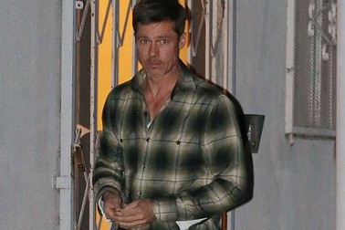 Brad Pitt xuất hiện gầy gò sau thừa nhận nghiện rượu
