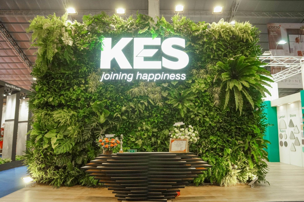 Cận cảnh không gian rừng xanh tại gian hàng ra mắt thương hiệu ván gỗ KES - 2 Cận cảnh không gian rừng xanh tại gian hàng ra mắt thương hiệu ván gỗ KES - 2
