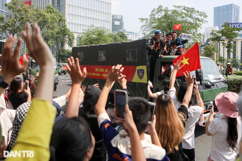 Yêu đất nước theo cách bình dị của tôi - 2 Yêu đất nước theo cách bình dị của tôi - 2