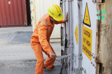 Ngành Hải quan kiên quyết xử lý hàng tồn đọng tại cảng biển