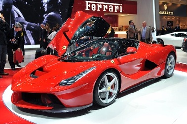 Diện kiến siêu xe kế nhiệm huyền thoại Ferrari Enzo