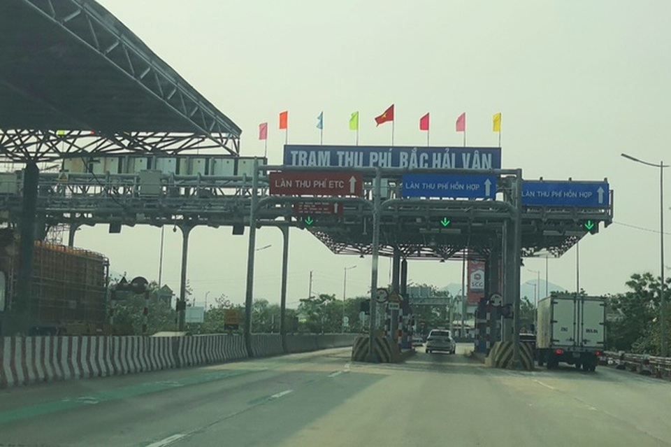Trạm Bắc Hải Vân vẫn tăng phí dù Thừa Thiên Huế kiến nghị dời ngày - 2 Trạm Bắc Hải Vân vẫn tăng phí dù Thừa Thiên Huế kiến nghị dời ngày - 2