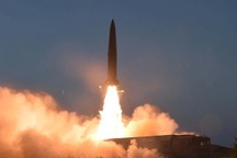 Triều Tiên phóng 2 tên lửa đạn đạo liên tiếp