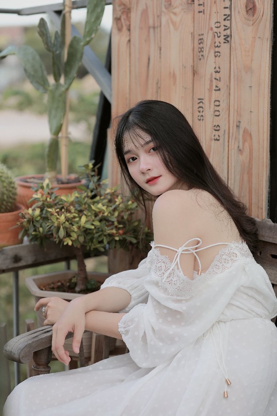 Ngắm bộ ảnh “ngọt ngào” vạn người mê của cô gái gốc Huế - 3 Ngắm bộ ảnh “ngọt ngào” vạn người mê của cô gái gốc Huế - 3