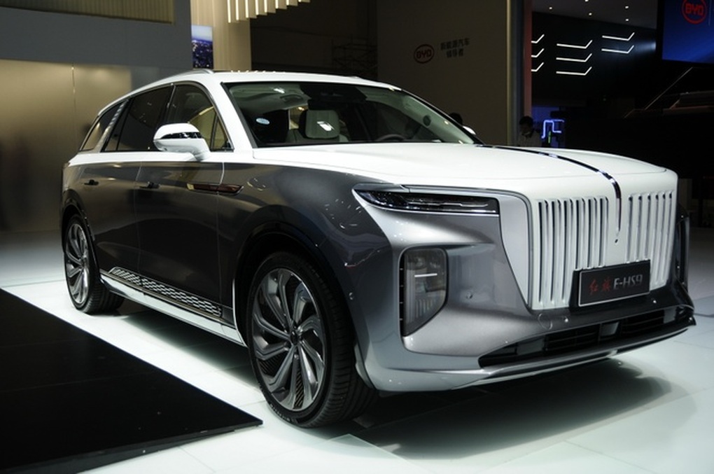 Rolls-Royce Trung Quốc giảm giá kỷ lục tại Việt Nam, tới 530 triệu đồng - 4 Rolls-Royce Trung Quốc giảm giá kỷ lục tại Việt Nam, tới 530 triệu đồng - 4
