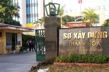 Ai trải thảm quan lộ cho “hot girl xứ Thanh”?