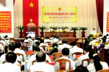 Giám đốc Sở Nội vụ, Chánh văn phòng UBND tỉnh "đội sổ" phiếu tín nhiệm