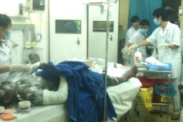 Vụ 6 người bị bỏng: Bắt tạm giam 2 đối tượng khai thác "than thổ phỉ"