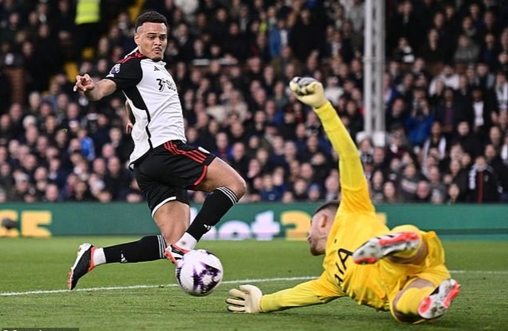 Son Heung Min dằn vặt bản thân sau trận thua đáng xấu hổ của Tottenham - 1 Son Heung Min dằn vặt bản thân sau trận thua đáng xấu hổ của Tottenham - 1
