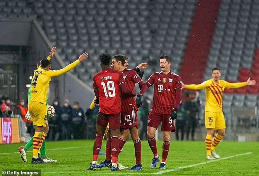 Barcelona nhận kết quả tệ hại nhất ở Champions League sau 21 năm - 1 Barcelona nhận kết quả tệ hại nhất ở Champions League sau 21 năm - 1