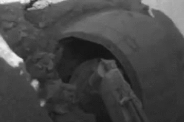 Vì sao xe tự hành tối tân vẫn kẹt bánh trên Sao Hỏa, Mặt Trăng?