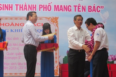 TPHCM tuyên dương 237 học sinh 3 tốt toàn thành