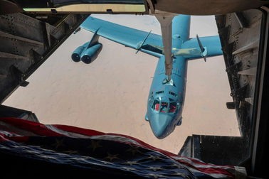 NATO tập trận hạt nhân giữa căng thẳng với Nga