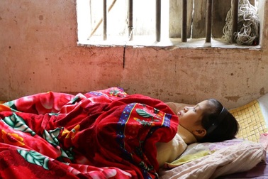 Nỗi đau của cô gái đằng đẵng 10 năm chống chọi bệnh ung thư vòm họng