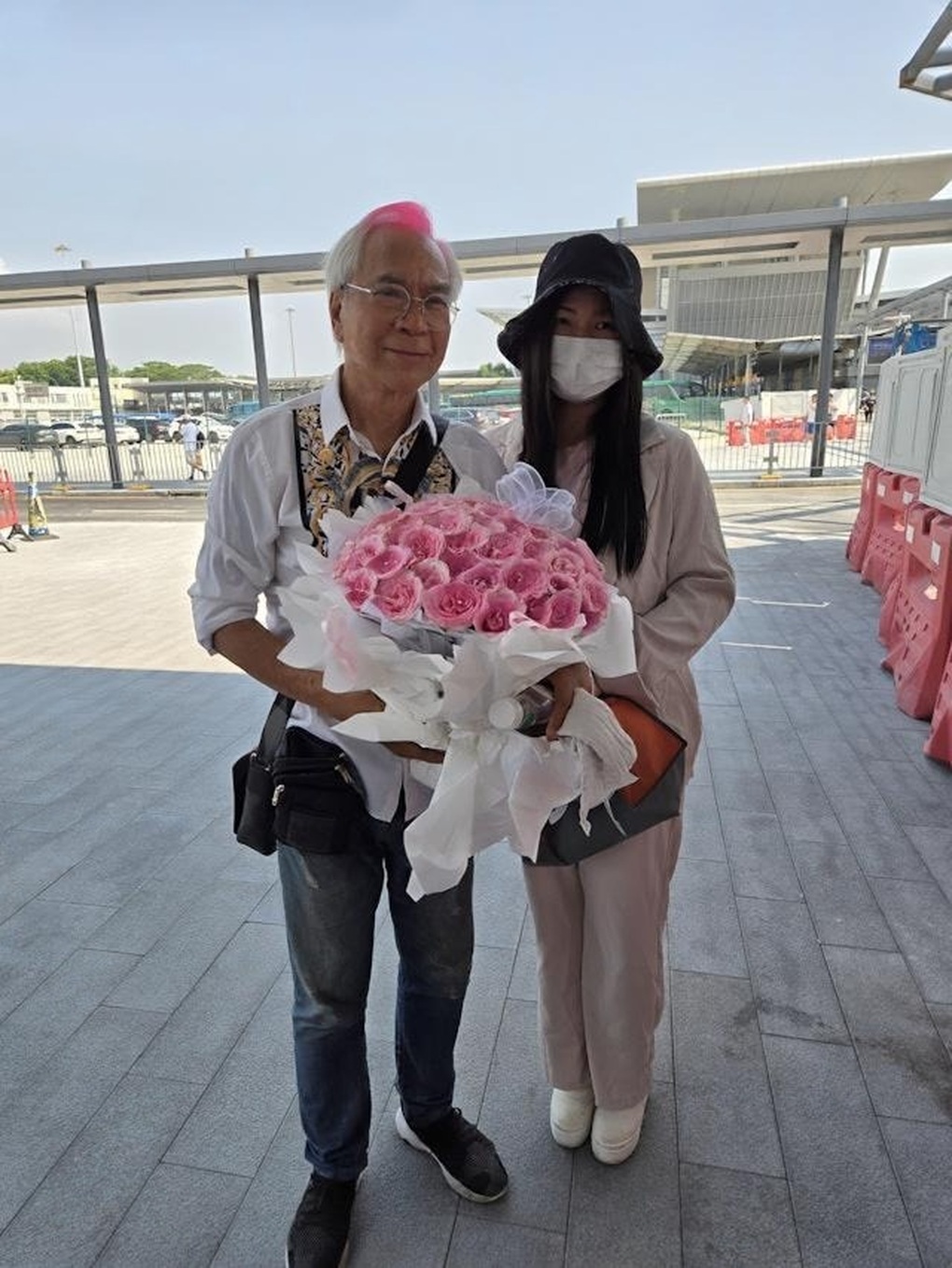 Bạn gái kém 40 tuổi chia tay ngôi sao “Tây du ký” sau khi mãn hạn tù? - 2